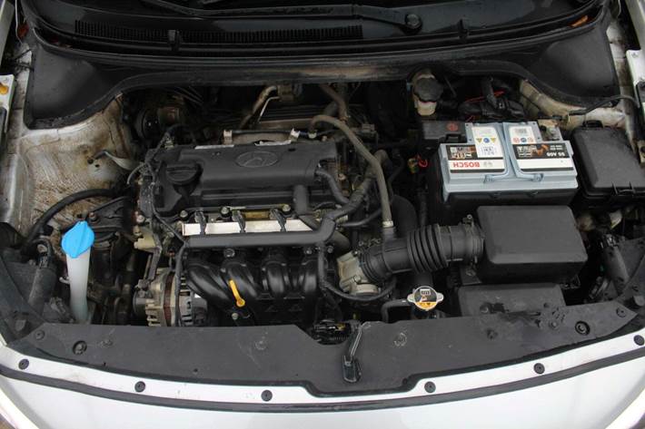 Sølv Hyundai i20 fra 2016