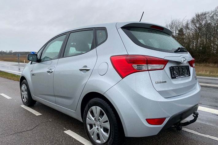 Sølv Hyundai ix20 fra 2011