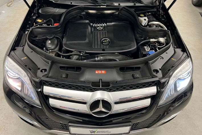 Sort Mercedes GLK220 fra 2014