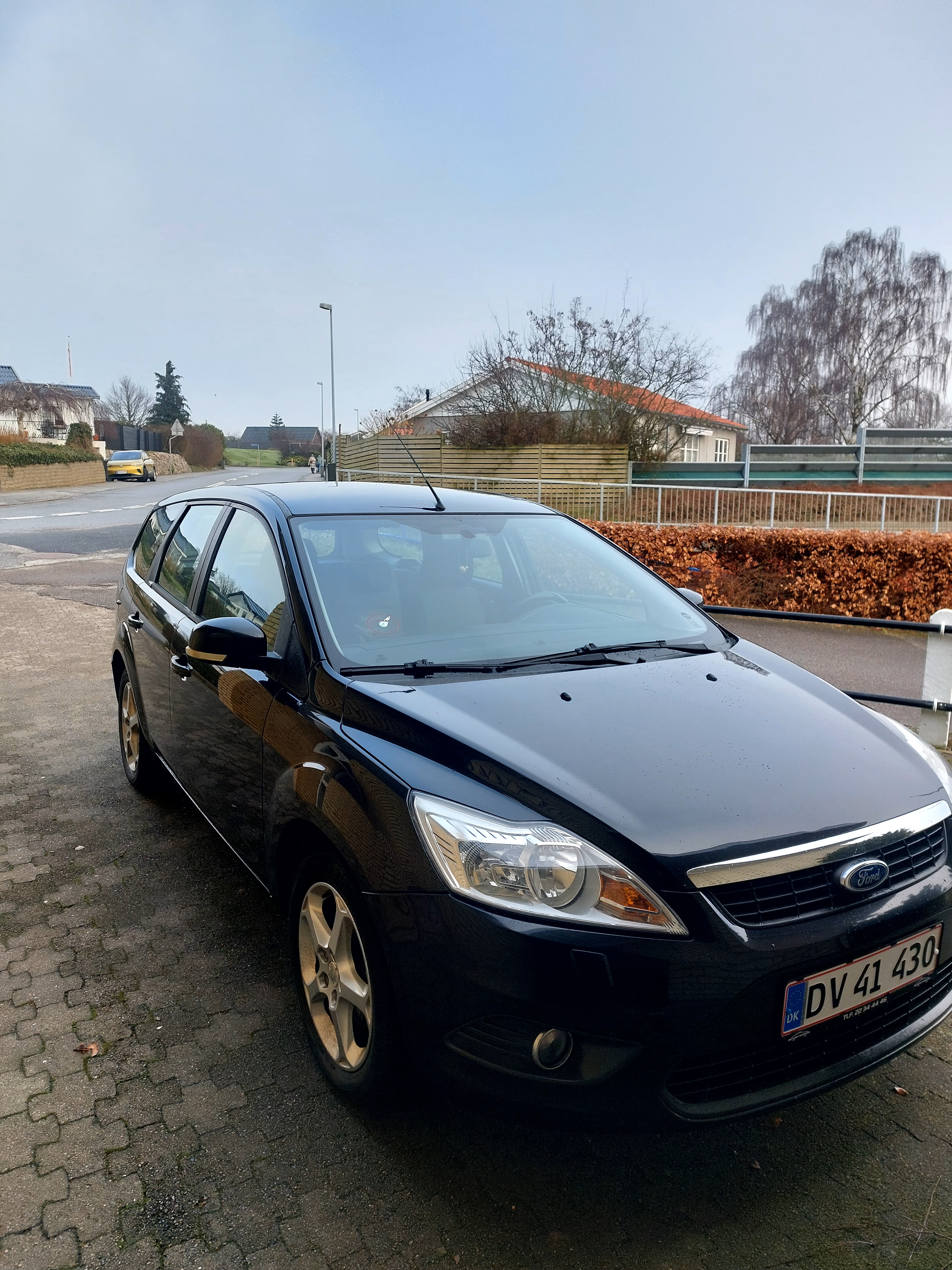 Sort Ford Focus fra 2010