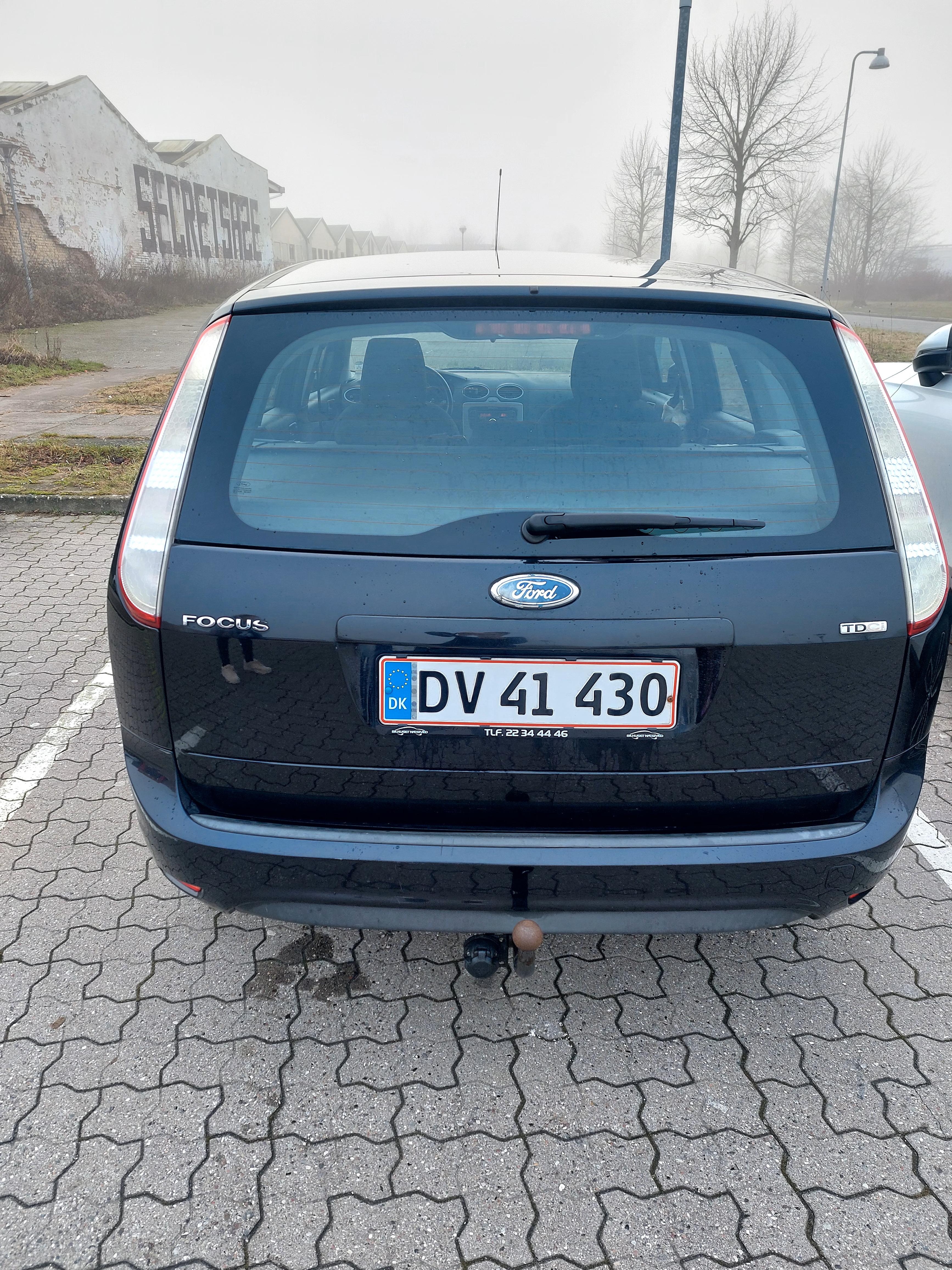 Sort Ford Focus fra 2010