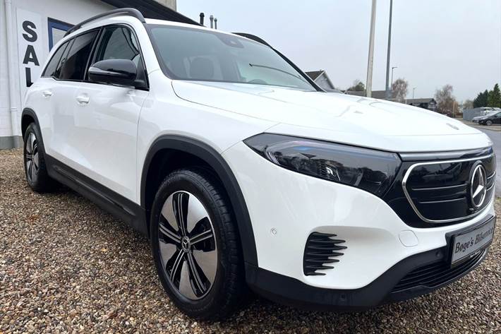 Hvid Mercedes EQB 250 fra 2023