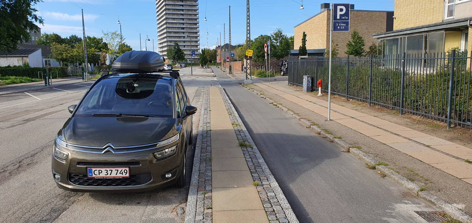 Brun Citroën Grand C4 Picasso fra 2013