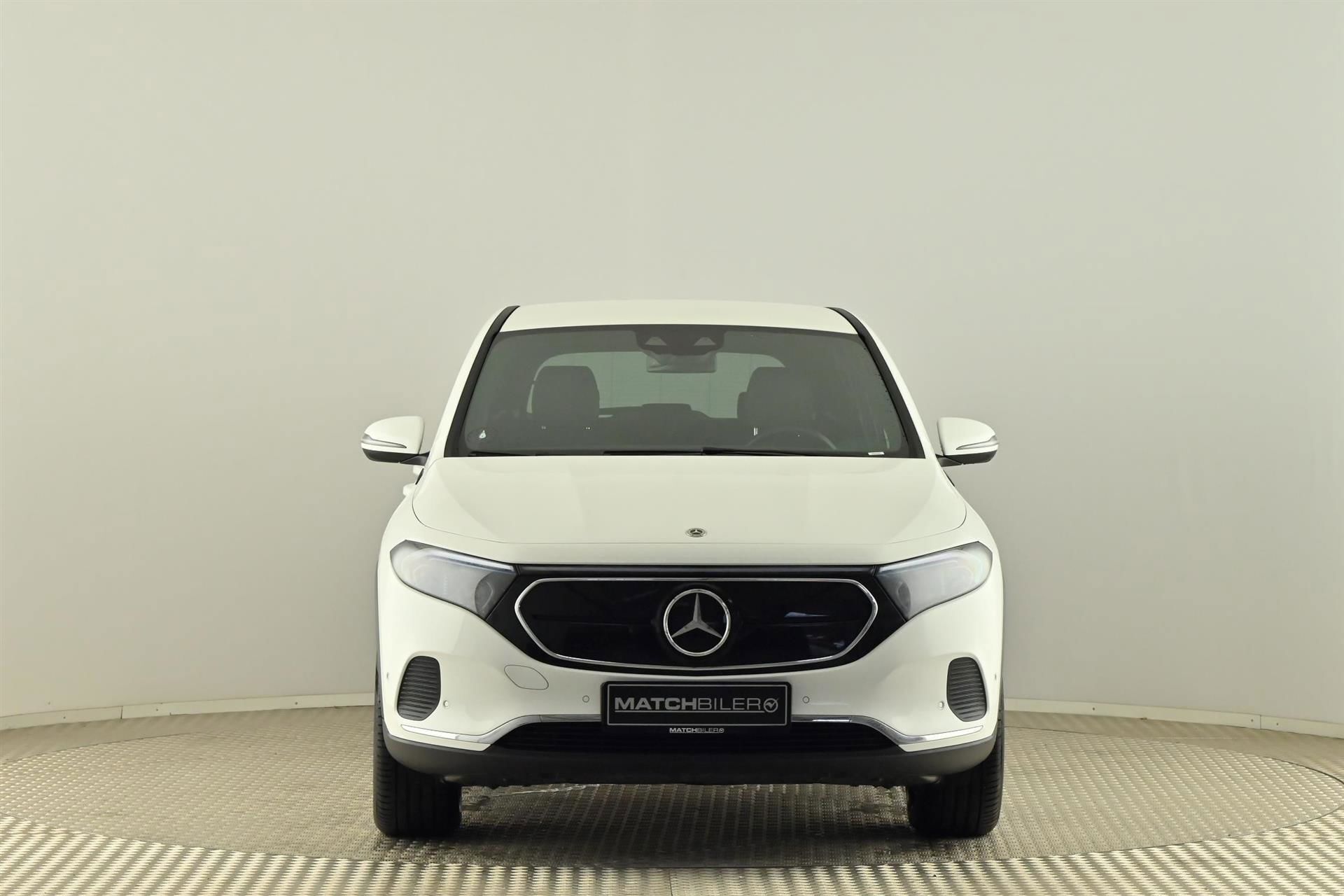 Hvid Mercedes EQA 250 fra 2022