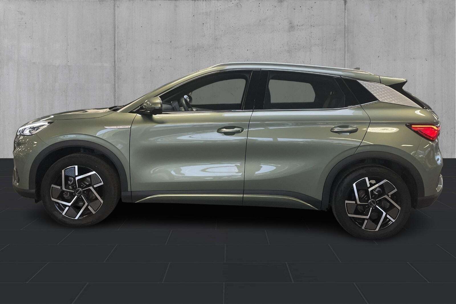 Grøn BYD Atto 3 fra 2023