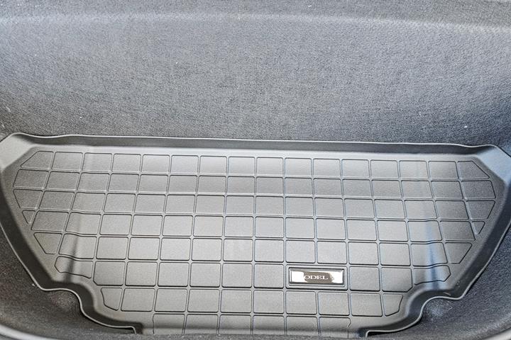 Hvid Tesla Model X fra 2019