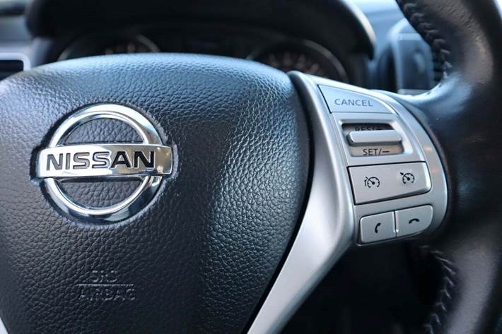 Hvid Nissan Pulsar fra 2018