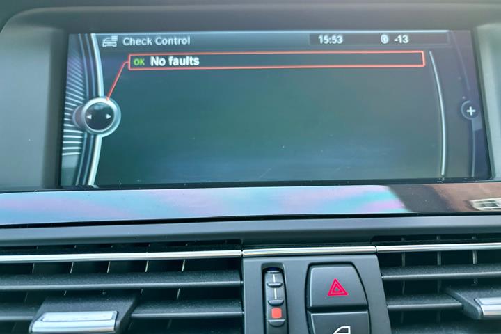 Sort BMW 520d fra 2011