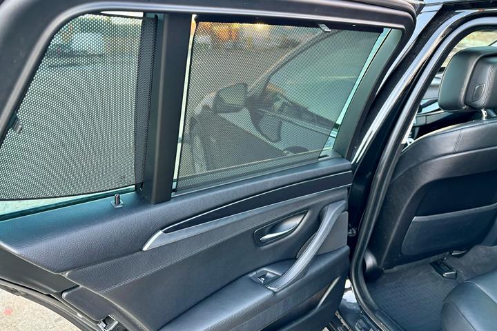 Sort BMW 520d fra 2011