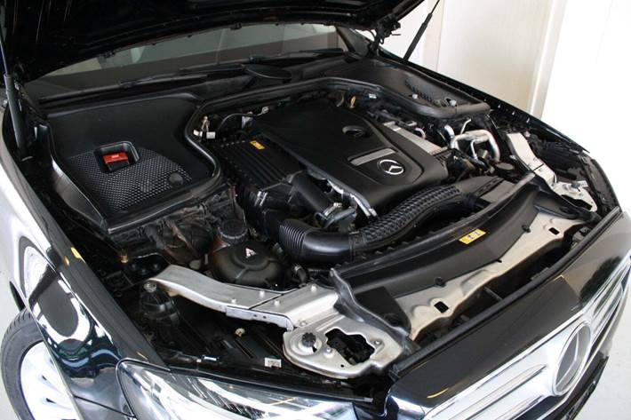 Sort Mercedes E200 fra 2018