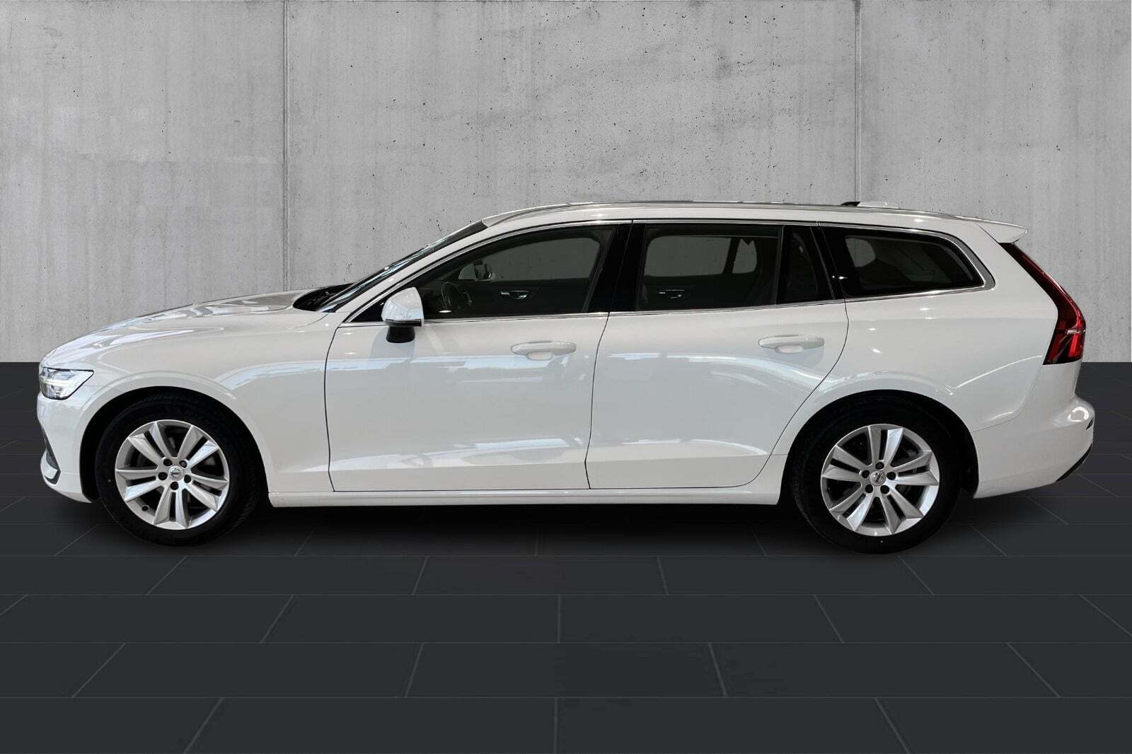 Hvid Volvo V60 fra 2019