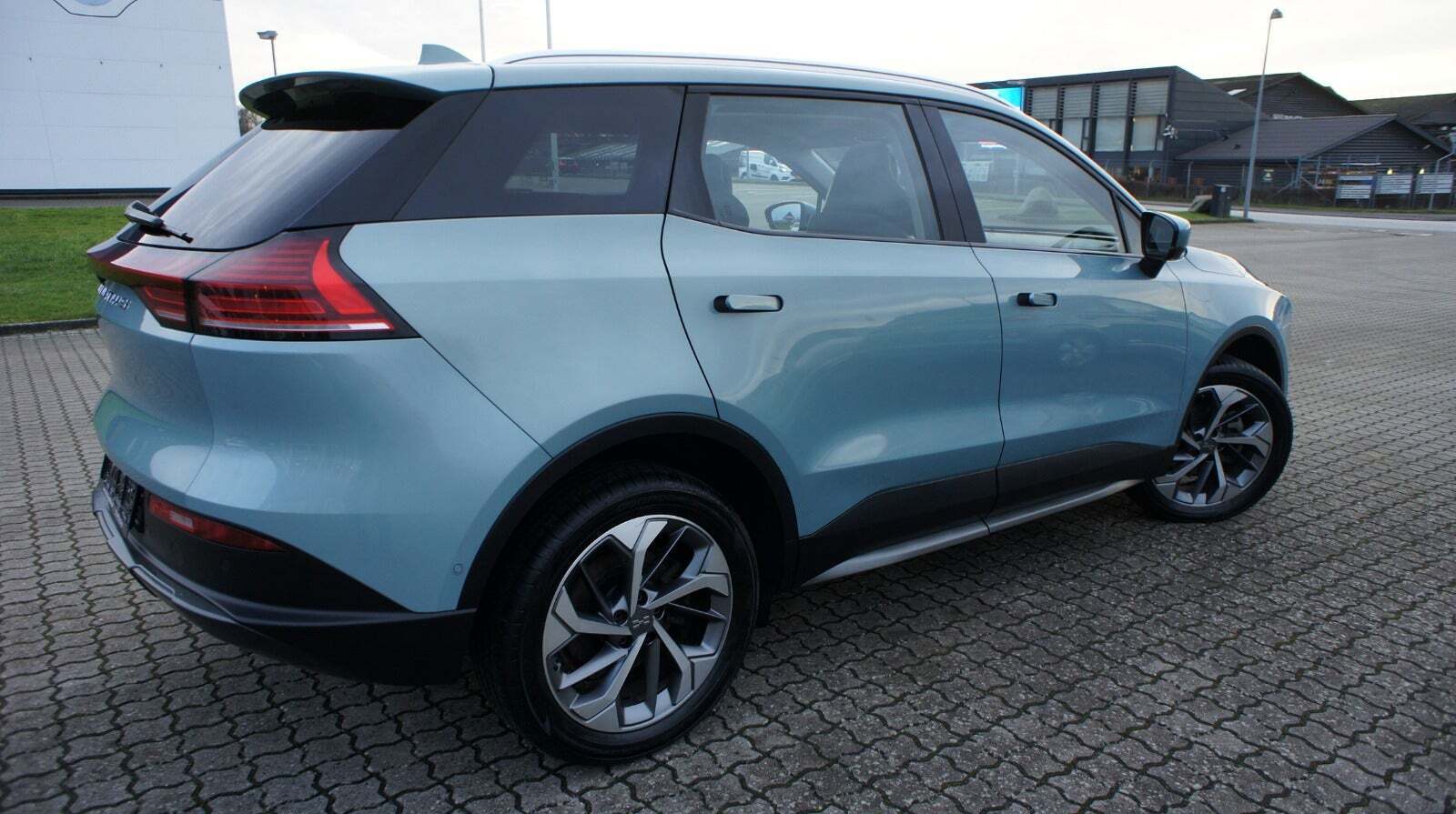 Turquoise Aiways U5 fra 2021