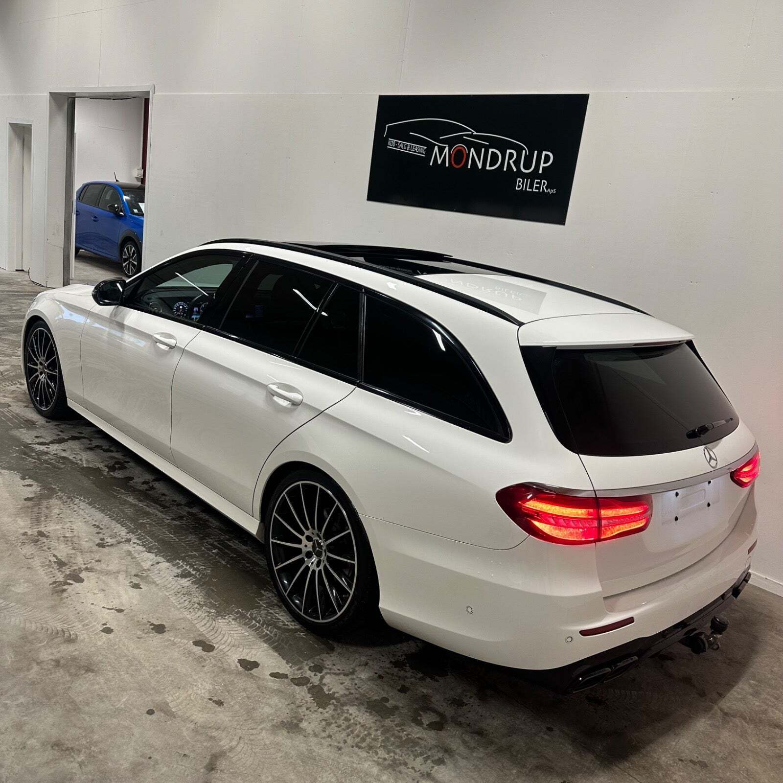 Hvid Mercedes E220 d fra 2017