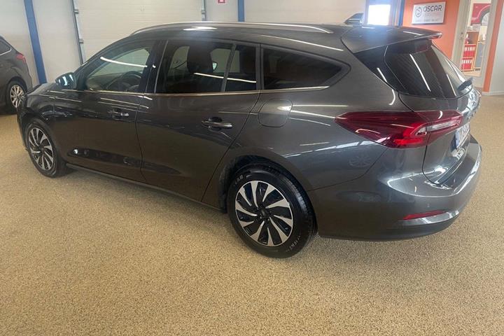 Grå Ford Focus fra 2022