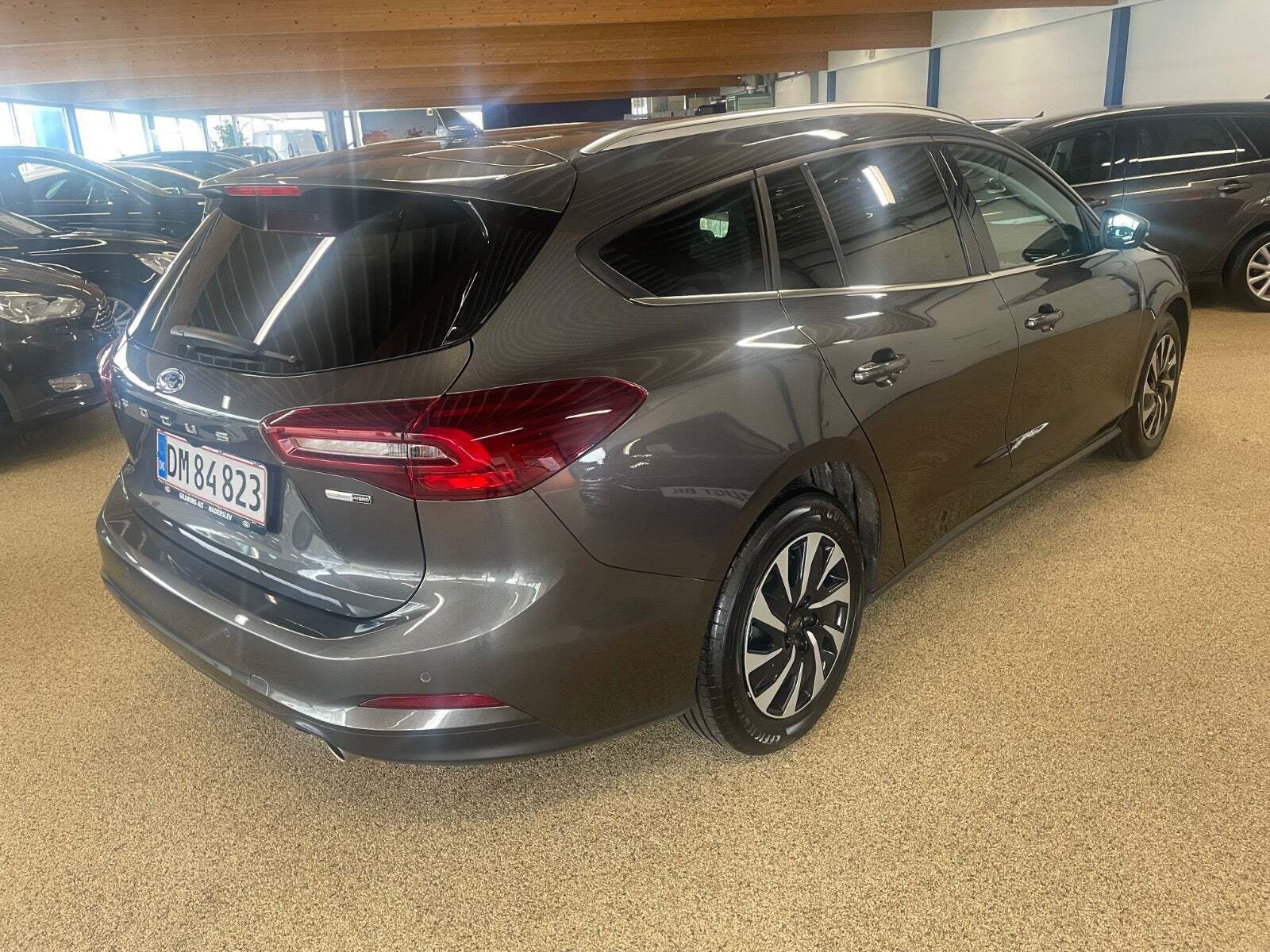 Grå Ford Focus fra 2022