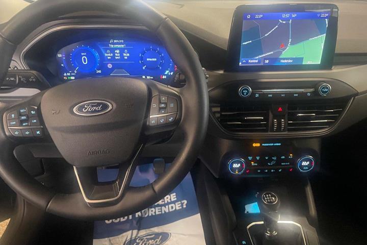 Grå Ford Focus fra 2022