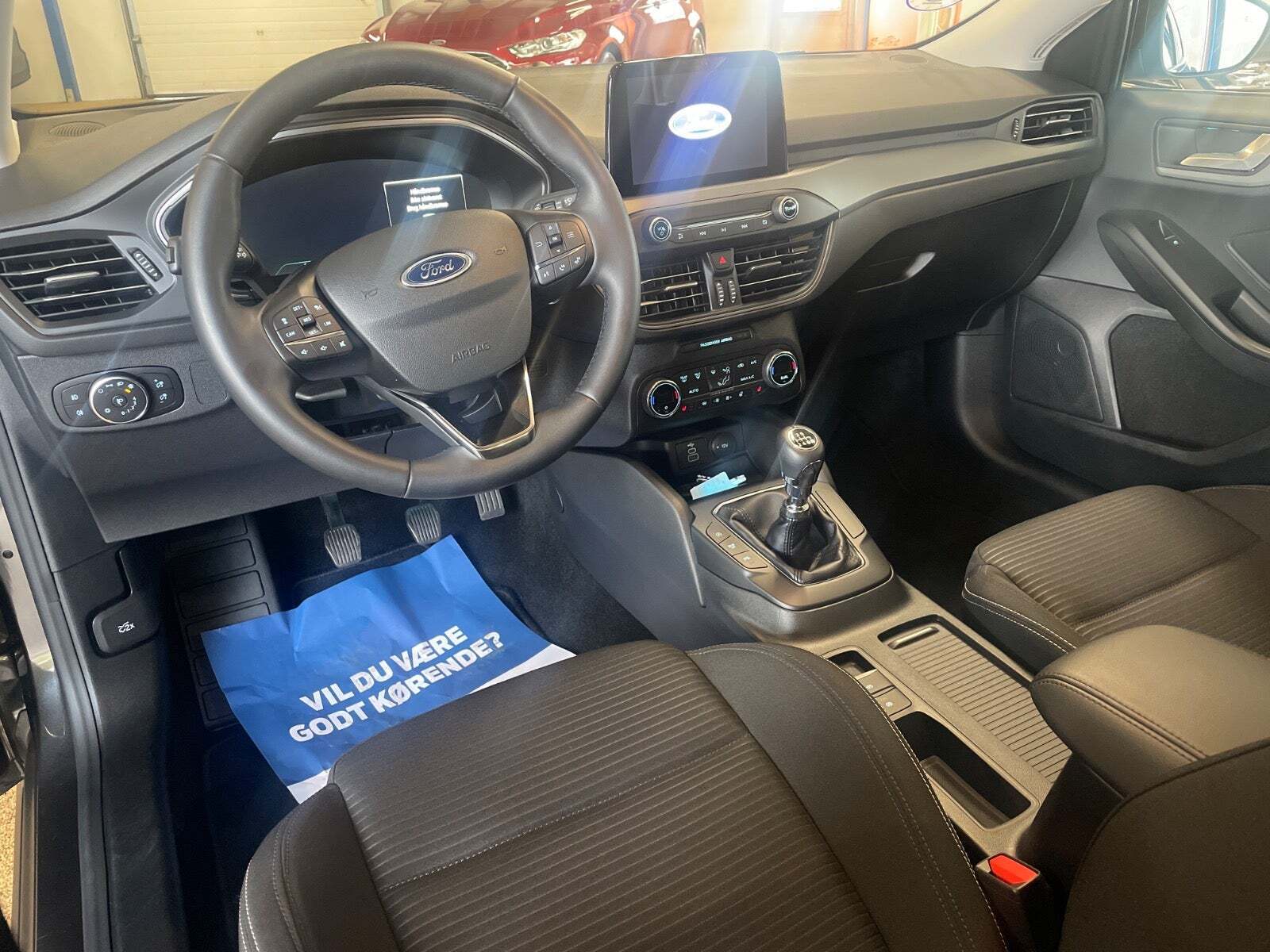 Grå Ford Focus fra 2022