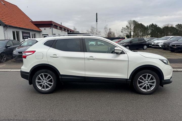 undefined Nissan Qashqai fra 2017