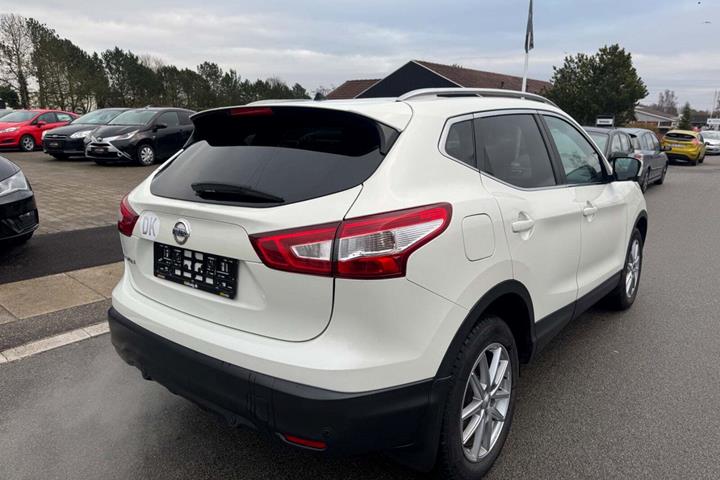 undefined Nissan Qashqai fra 2017