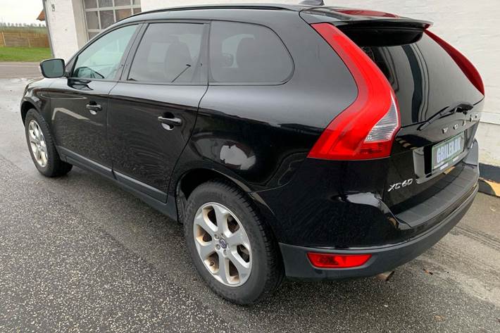 Sort Volvo XC60 fra 2012