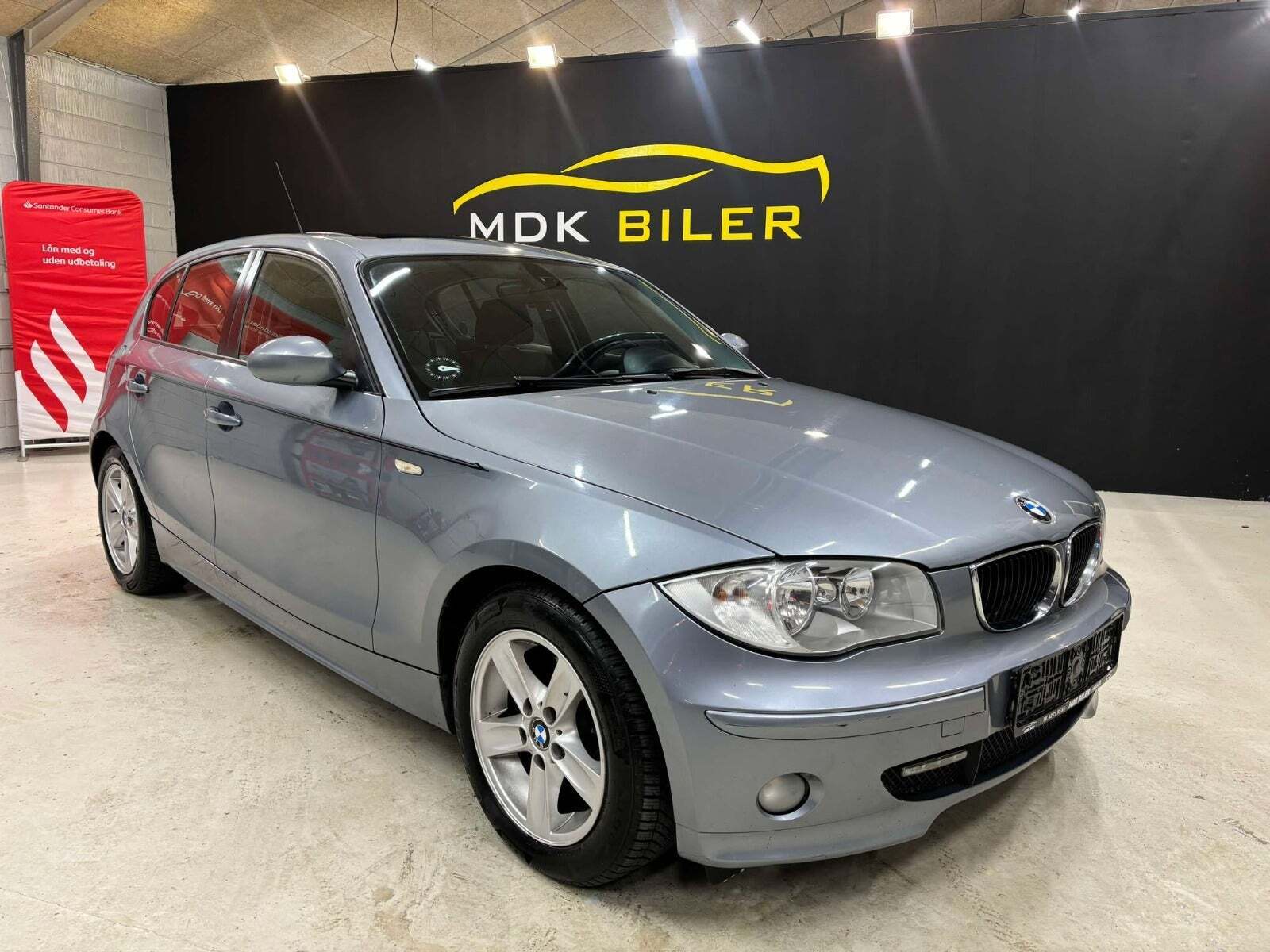 undefined BMW 118i fra 2005 set udefra