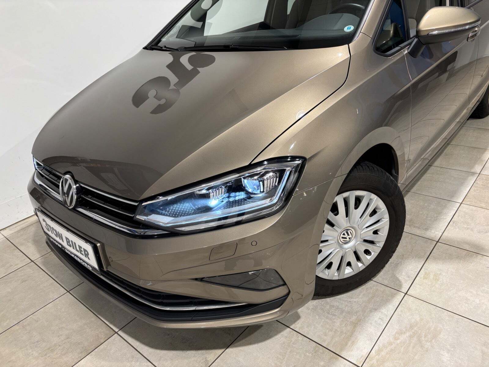 Bronze VW Golf Sportsvan fra 2018