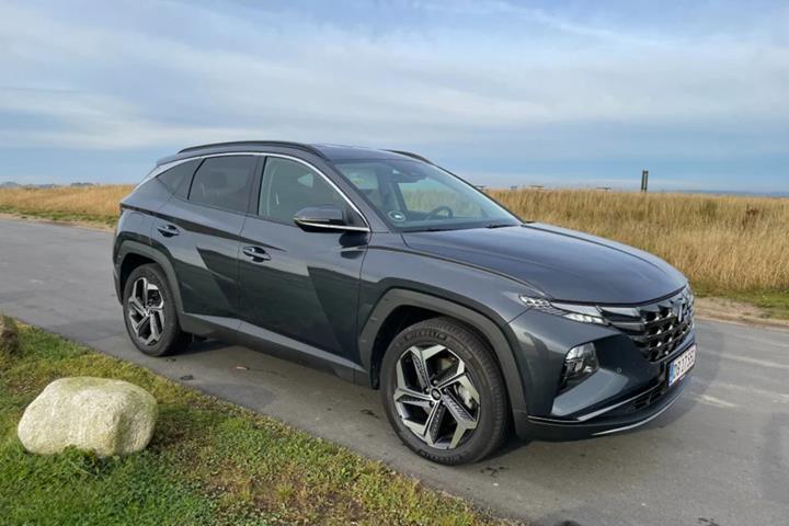 Grå Hyundai Tucson fra 2021