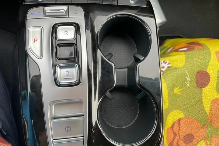 Grå Hyundai Tucson fra 2021