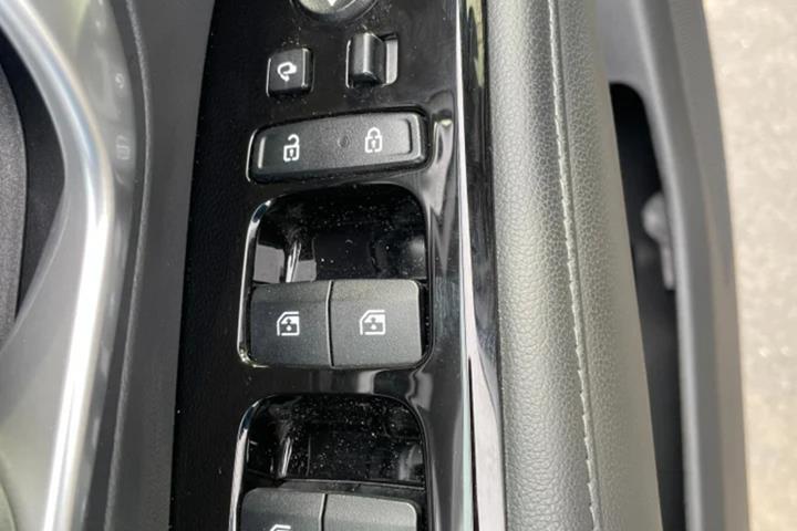 Grå Hyundai Tucson fra 2021