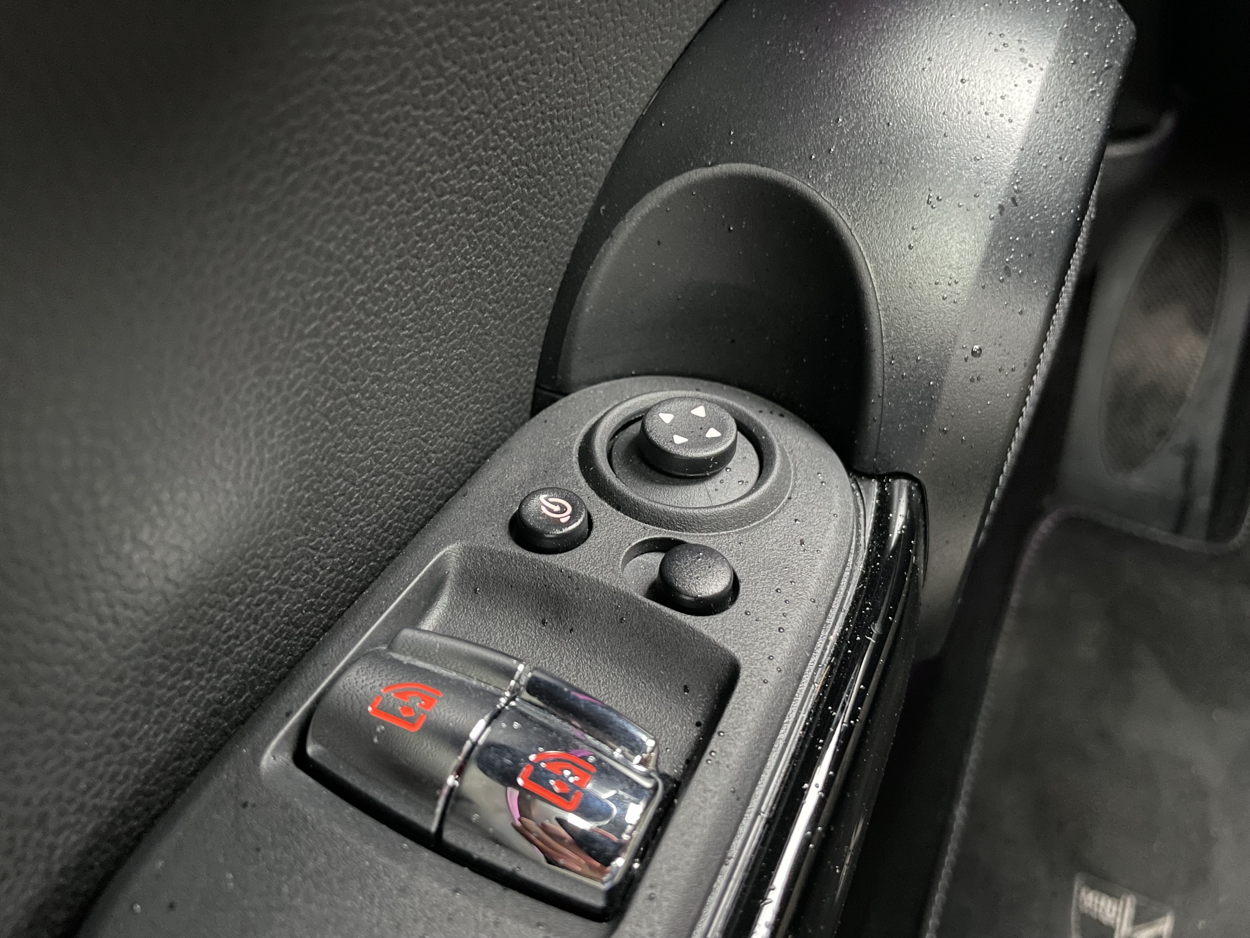 Sort Mini Cooper SE fra 2023