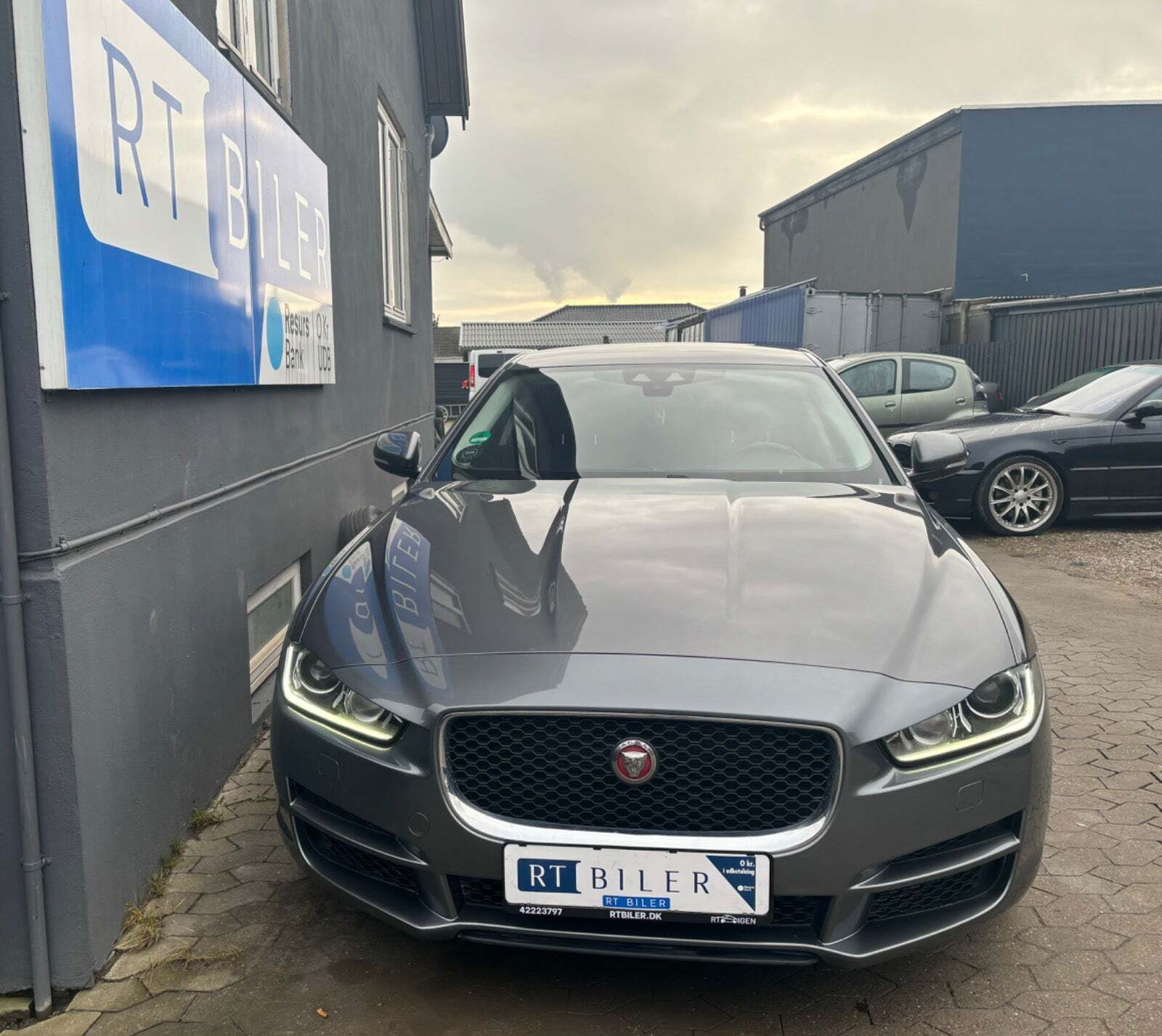 Jaguar XE 2,0 D180 Prestige aut.
