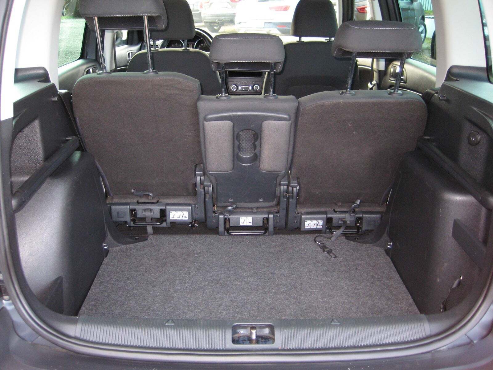 Grå Skoda Yeti fra 2013