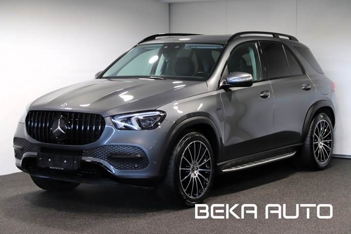 Grå Mercedes GLE350 de fra 2021 set udefra
