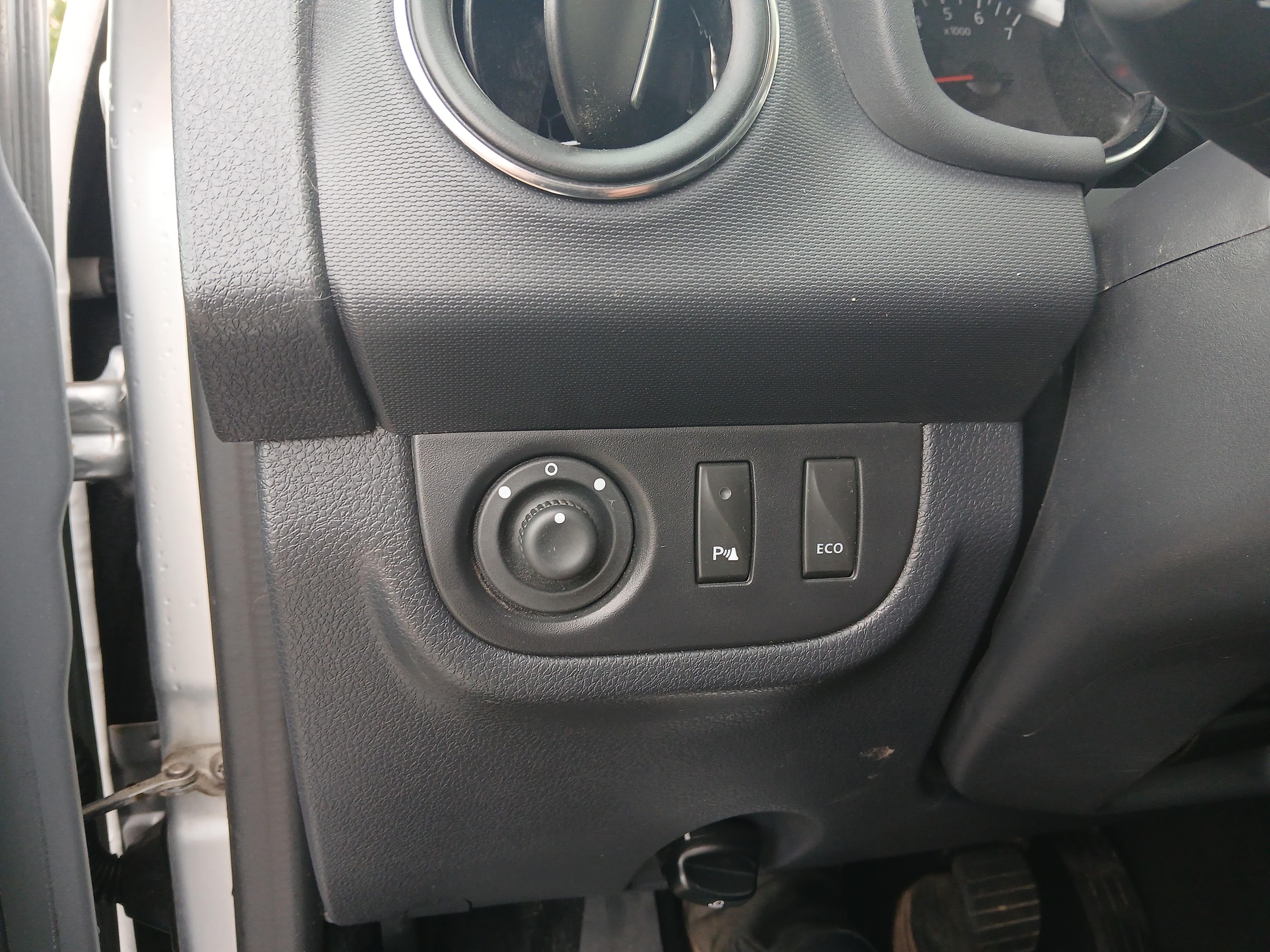 Grå Dacia Sandero fra 2020