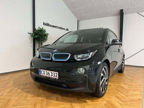 Sort BMW i3 fra 2017 set udefra