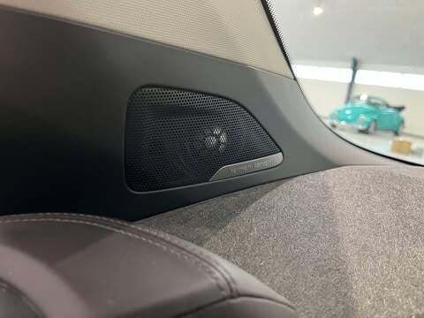 Sort BMW i3 fra 2017