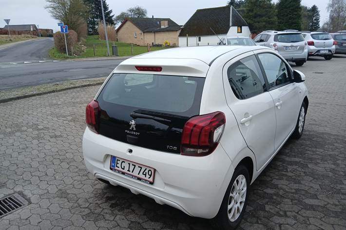 Hvid Peugeot 108 fra 2020