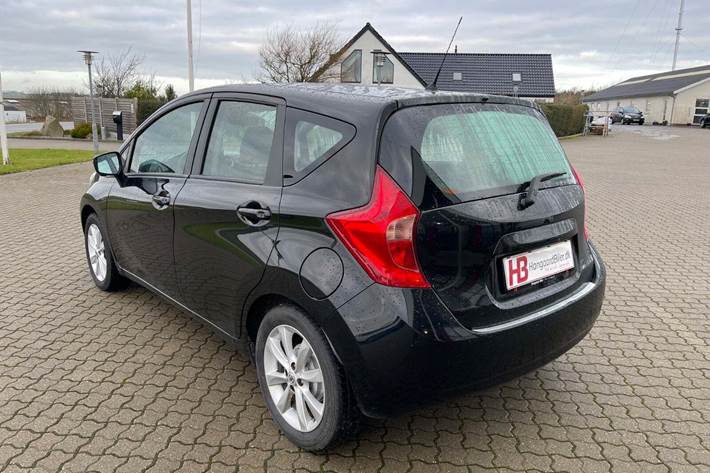 Sort Nissan Note fra 2014