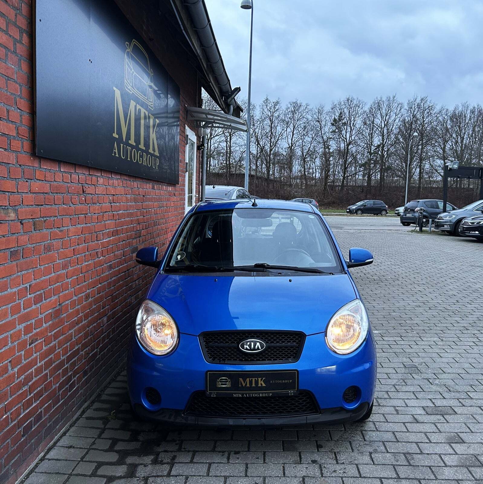 Blå Kia Picanto fra 2009