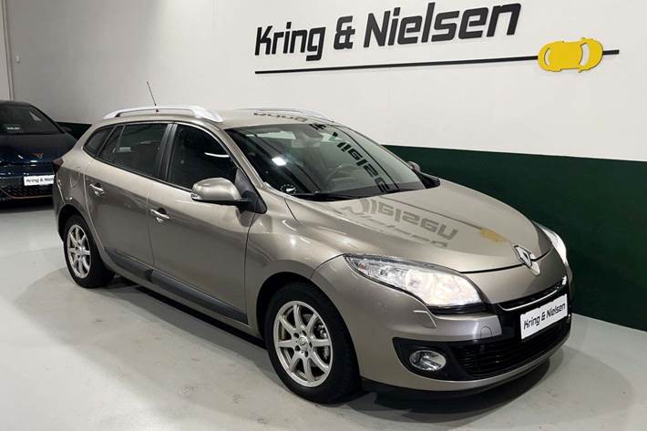 Beige Renault Megane III fra 2012