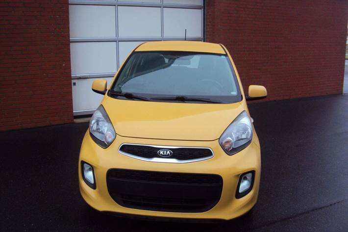 Gul Kia Picanto fra 2017