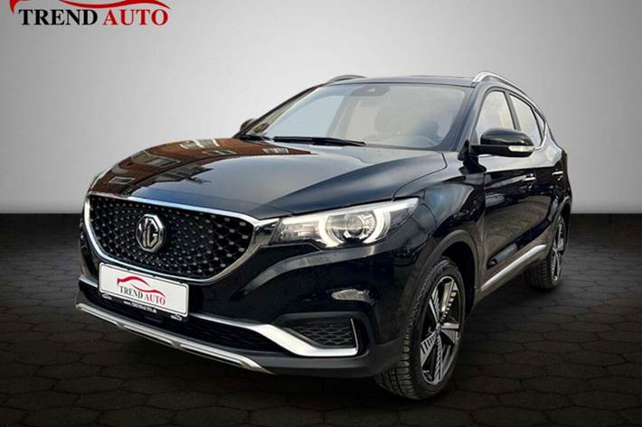 Sort MG ZS fra 2020 set udefra