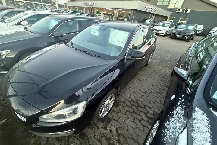 Sort Volvo V60 fra 2017