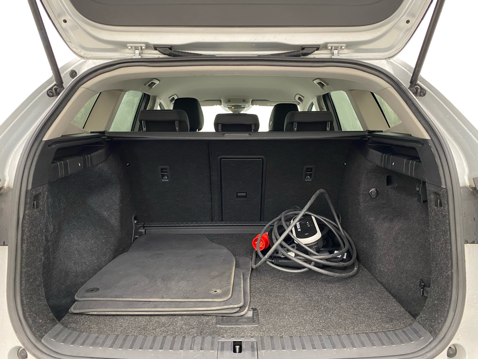 Sølv Skoda Enyaq iV fra 2021