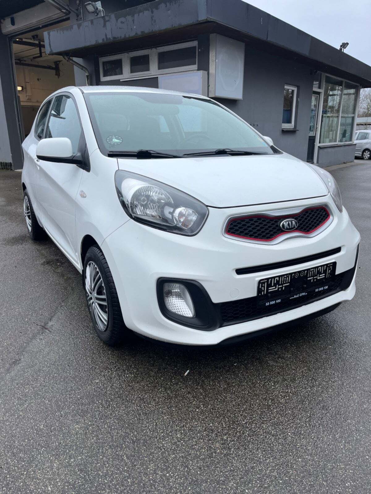 Hvid Kia Picanto fra 2014