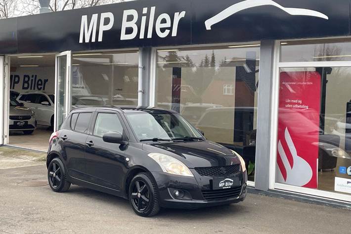 Sort Suzuki Swift fra 2010