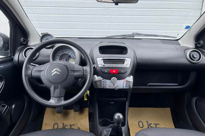 Grå Citroën C1 fra 2014