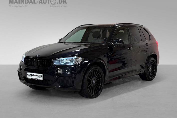 Sort BMW X5 fra 2014 set udefra