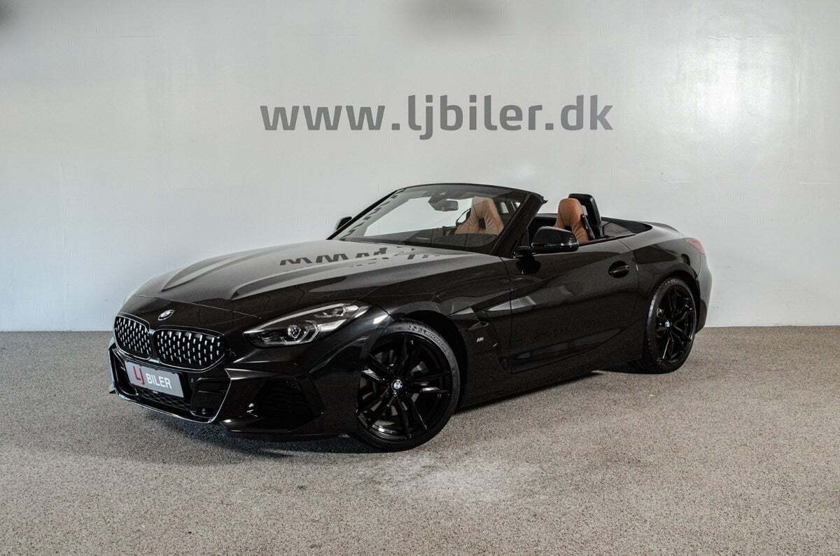 Sort BMW Z4 fra 2019 set udefra