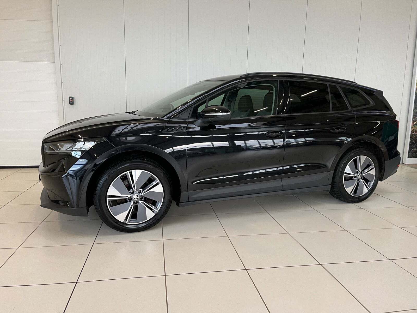 Sort Skoda Enyaq fra 2021